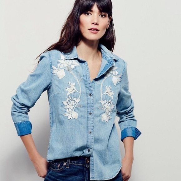 Free People Tops - Free People Embroidered Chambray Button-up